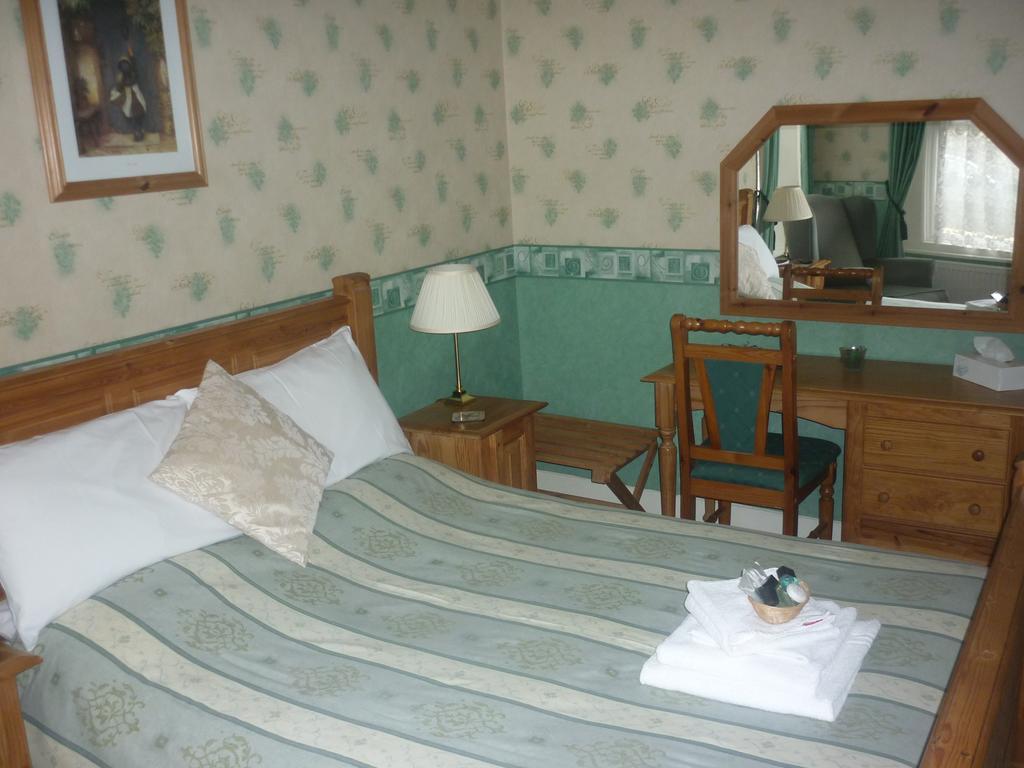 Ashwood Grange Bed and Breakfast Torquay Buitenkant foto